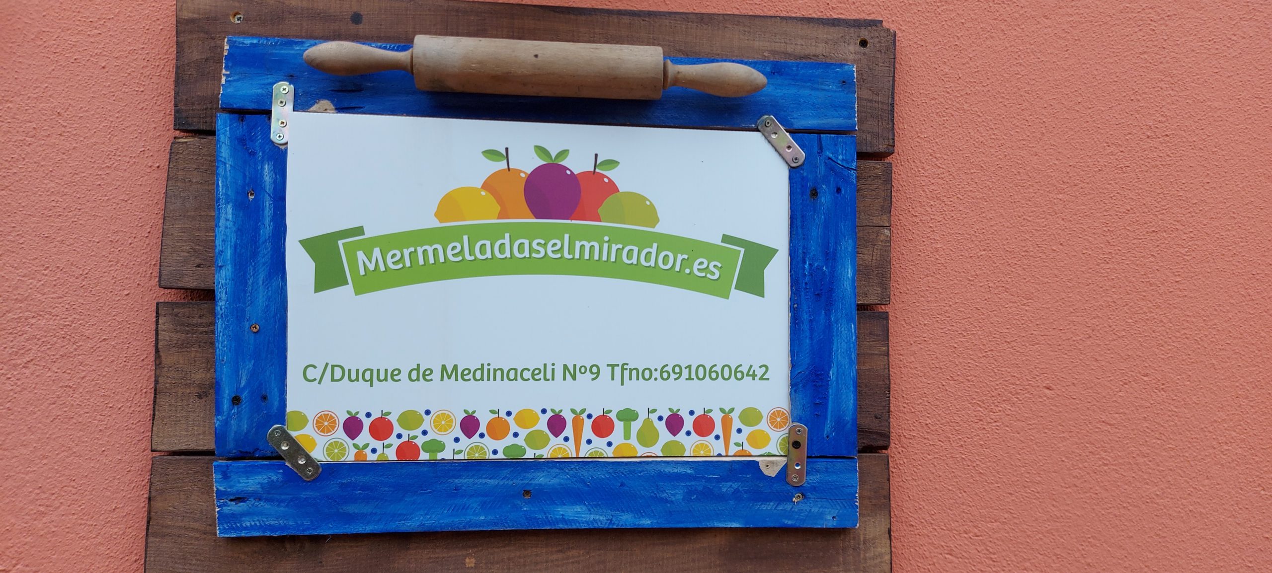 Cartel informativo de Mermeladas El Mirador
